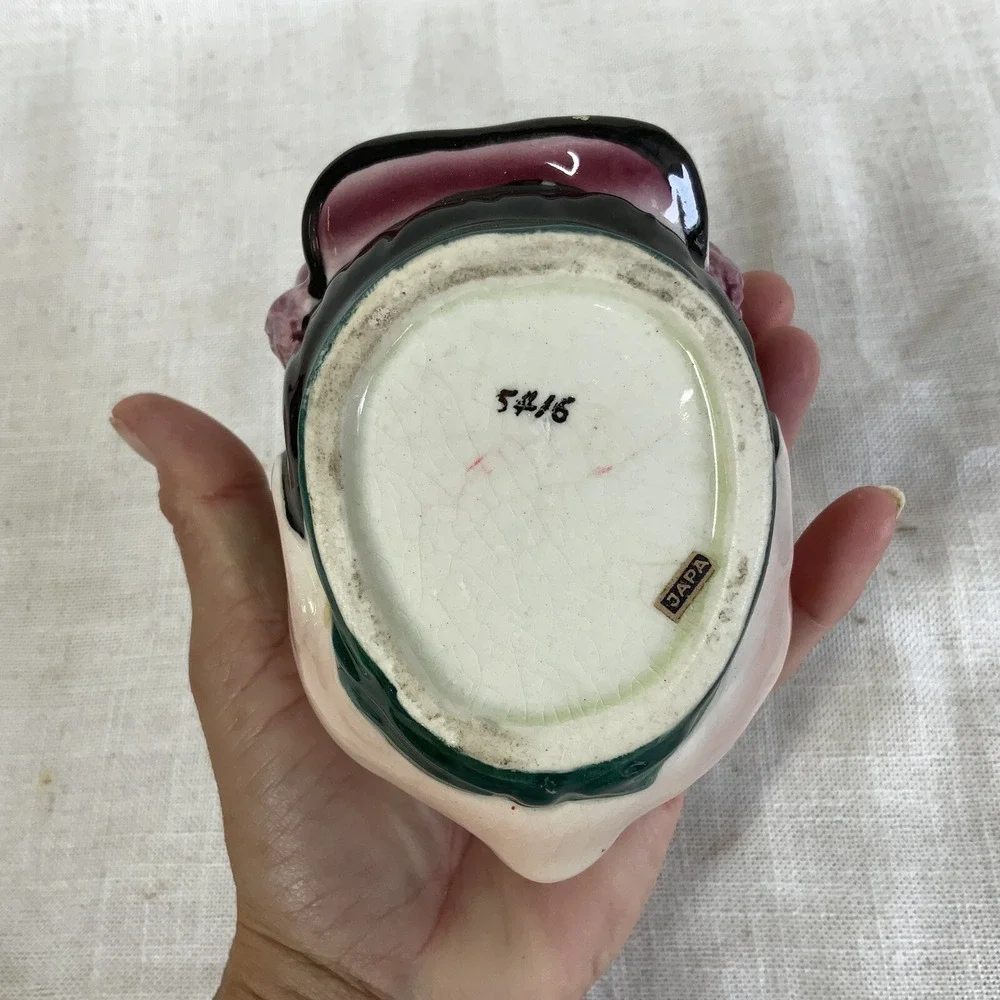 N/A some paint